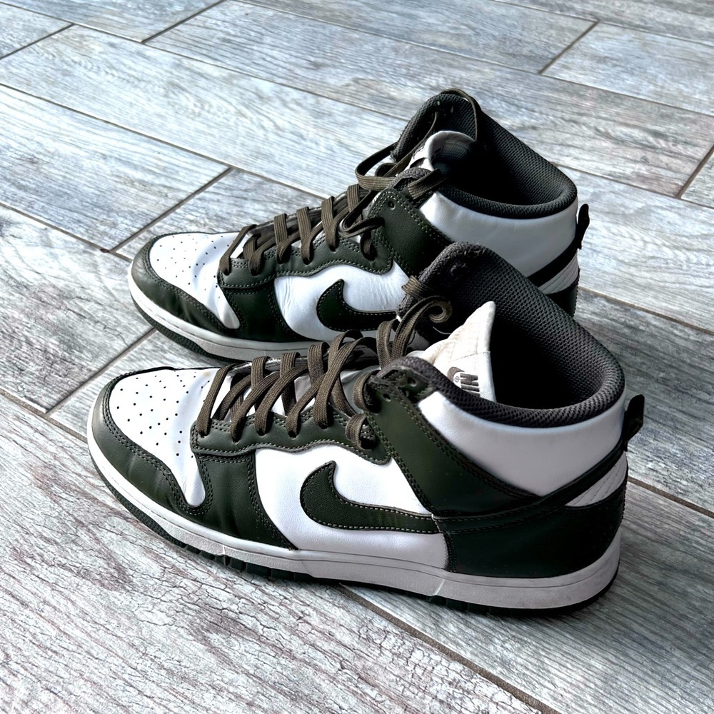 Hi Dunks men’s size 10.5 olive green and white